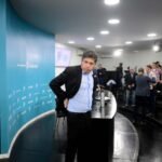 Adorni registra préstamos de jubiladas para justificar compra de departamento en Caballito